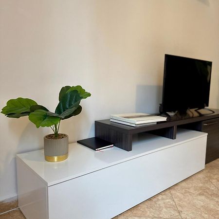 Gigi'S Apartment Palermo Esterno foto